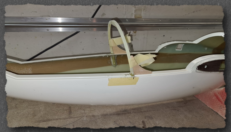 Kestrel 4,25m mit langer Haube (Rumpf)
